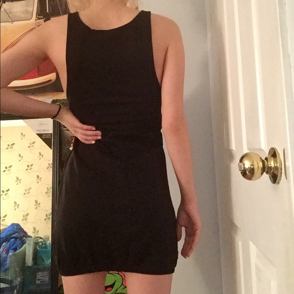 ❌DONATED❌ H&M Basic Black Dress - Picture 4 of 4