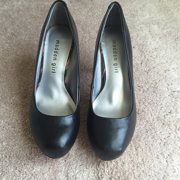 Madden Girl Getta Size 5.5/6 M Heels FINAL PRICE