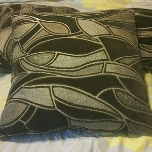 Decorative pillows