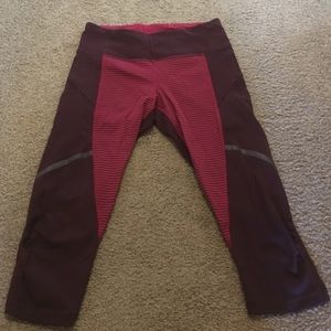 Lululemon cropped leggings (Capri)