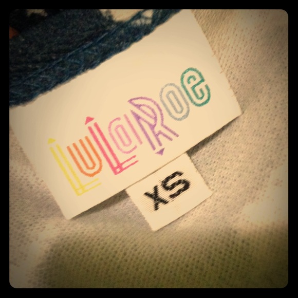 A LuLaRoe Amelia dress