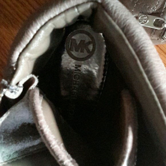 Michael Kors high top sneakers - Picture 4 of 4