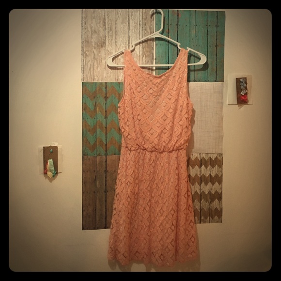 Light Pink/Peach Dress