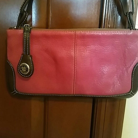 Dooney Bourke purse - Picture 1 of 1