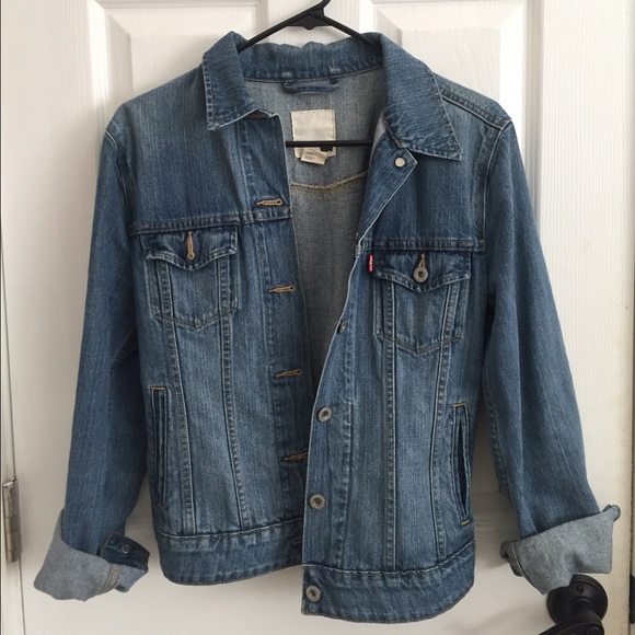 Levi's denim jacket