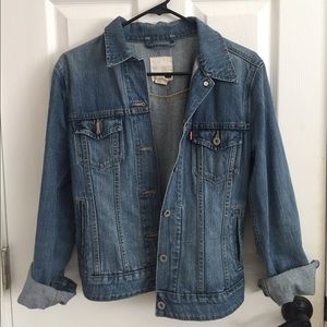 Levi's denim jacket