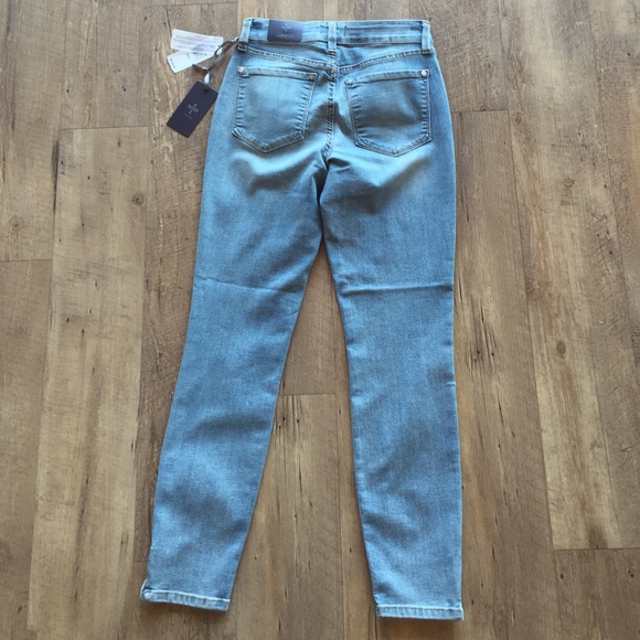 NYDJ Adaleine Skinny Ankle - Picture 2 of 4