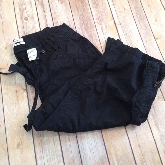 Dockers mid-rise curvy capris