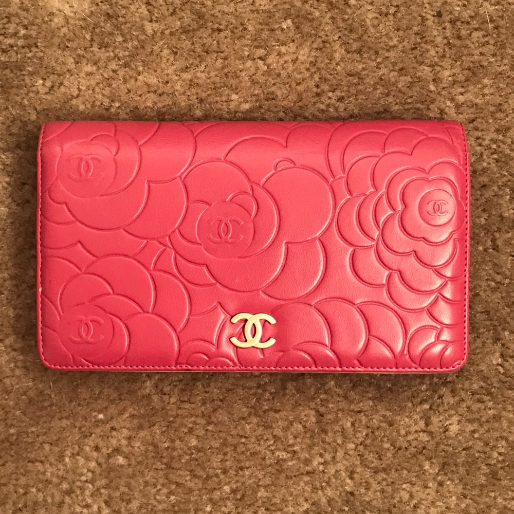 CHANEL Lambskin Camellia Wallet
