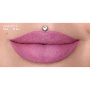 Abh Liquid Lipstick in Soft Lilac