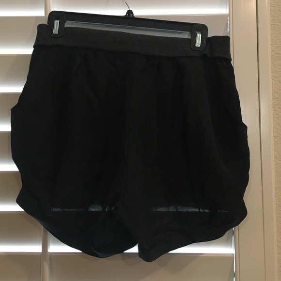 James icon black shorts size small - Picture 4 of 4