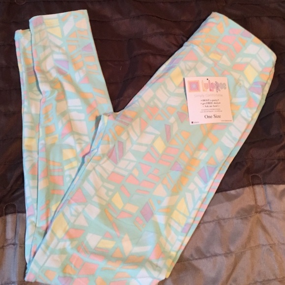 Lularoe One Size leggings NWT!