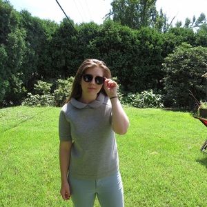 H&M grey Peter Pan collar short leave sweater.