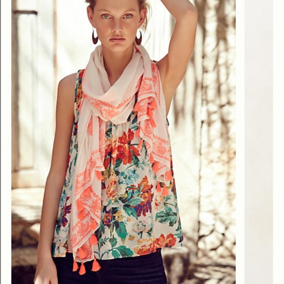 Ruffle back tank top