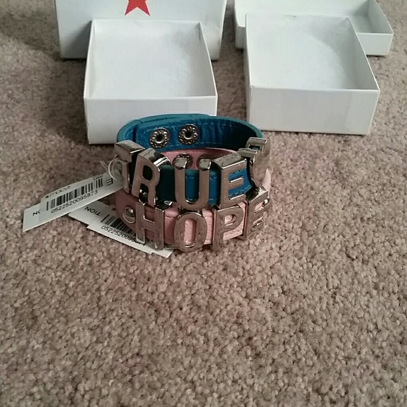Bracelet - Picture 3 of 4