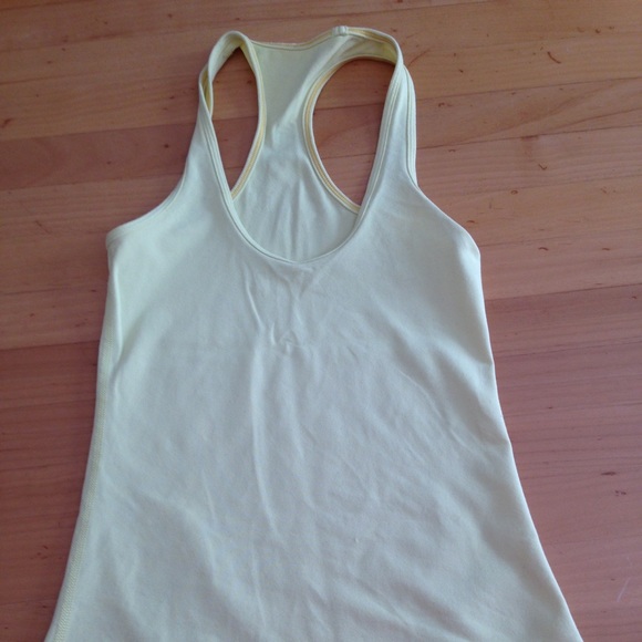 Lululemon pale yellow CRB