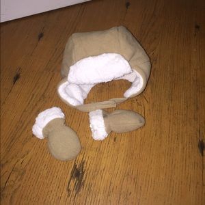 Hat and mittens