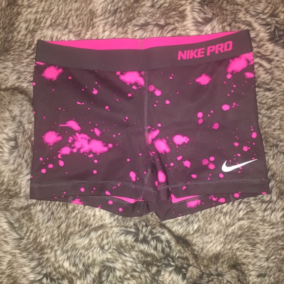 Nike Pros - Gray and Pink Splatter Paint