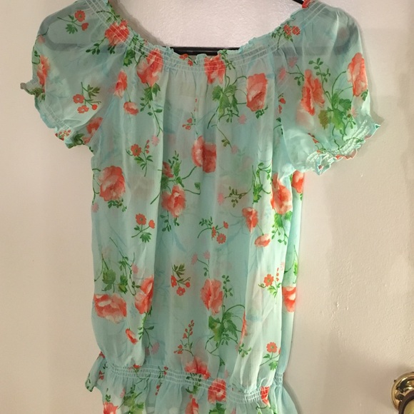 Top - Picture 2 of 4