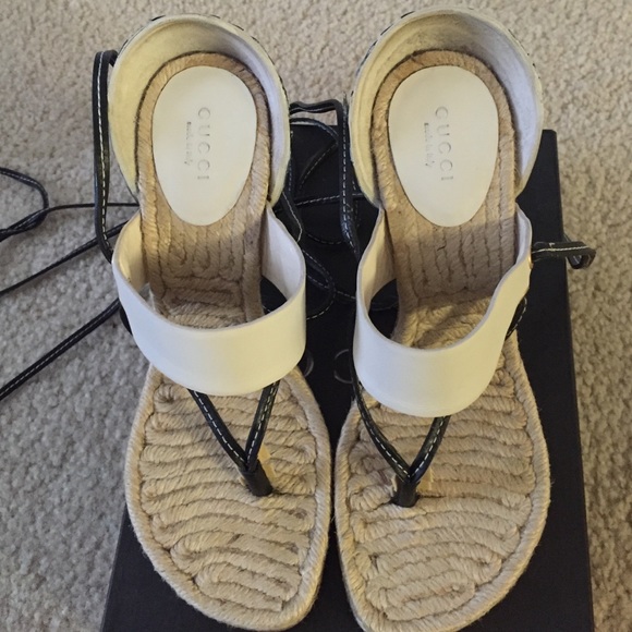 Gucci Strappy Sandals - Picture 3 of 4