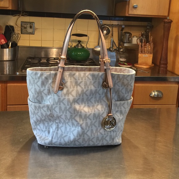 Authentic Michael Kors handbag.