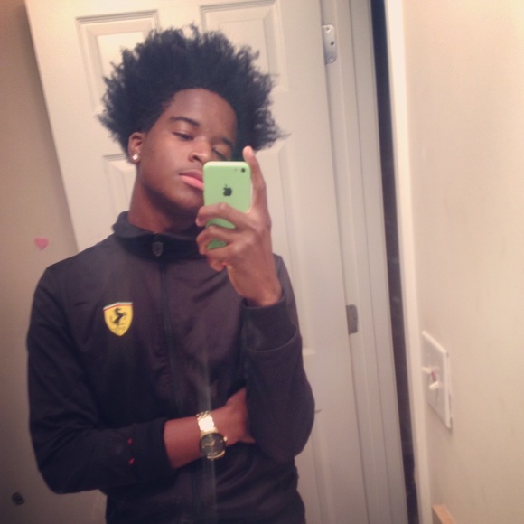 Meet your Posher, Nikyle