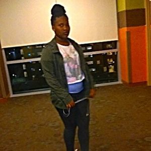 Meet your Posher, Tori