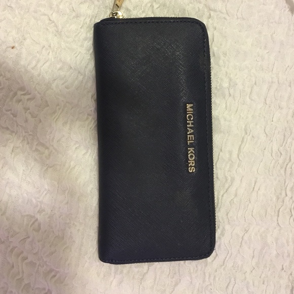 Michael kors wallet - Picture 1 of 4
