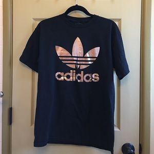 NWOT Adidas logo tee