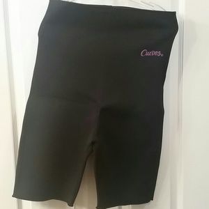 CURVES TRIMMING SHORTS NEW IN BAG