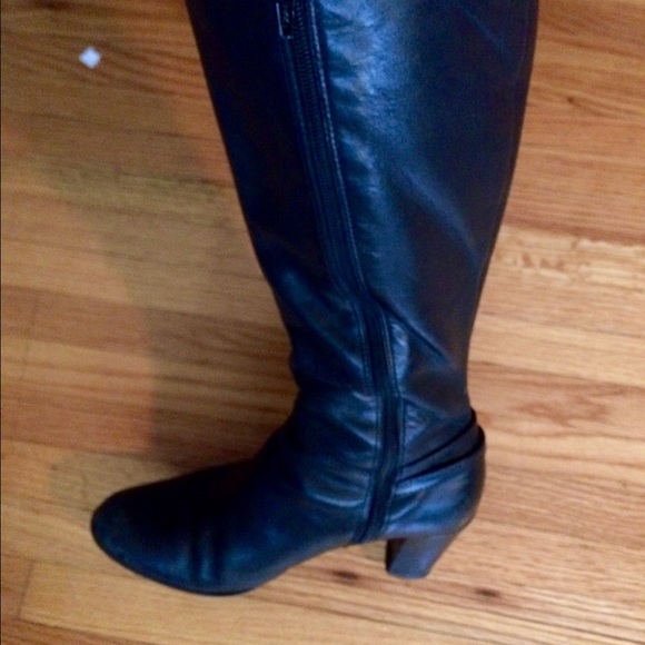 All leather black boots - Picture 2 of 2