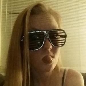 Meet your Posher, Erica