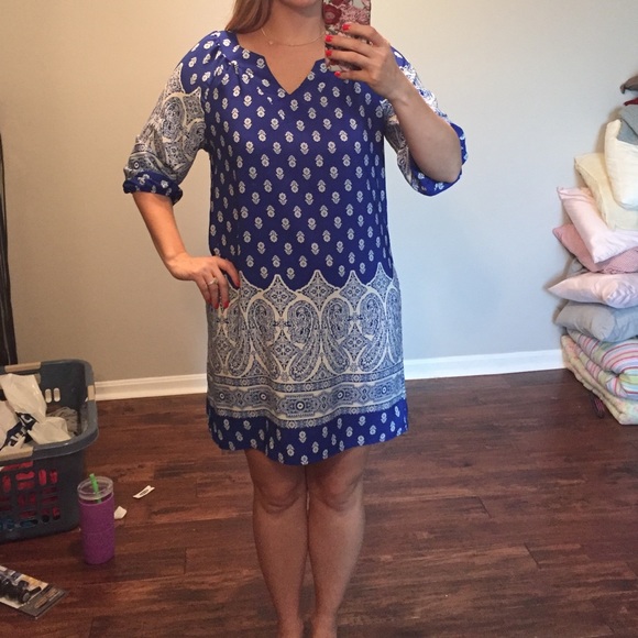 Blue bandana pattern silk dress.
