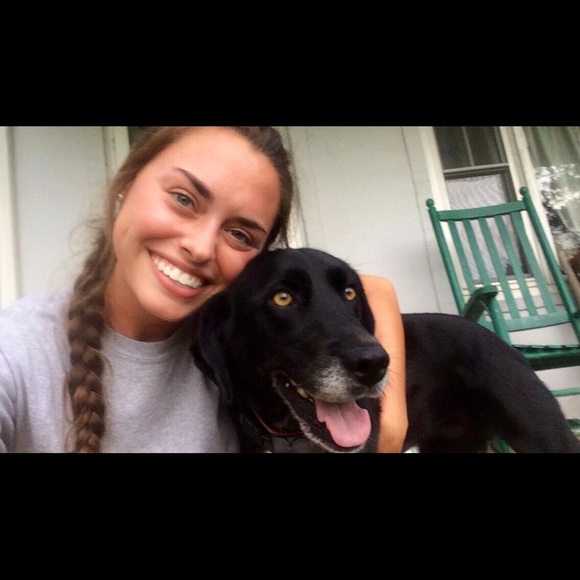 Meet your Posher, Lauren