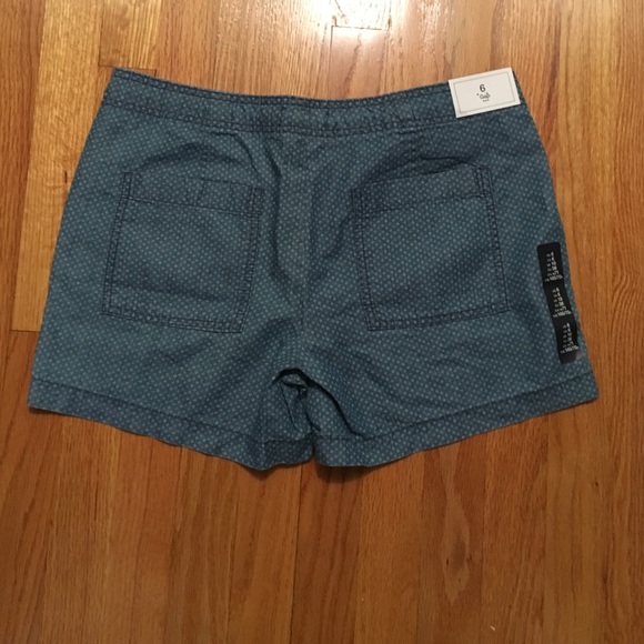 Gap cotton draw string shorts. - Picture 2 of 3