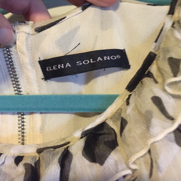 Beautiful top!🐬 - Picture 3 of 4