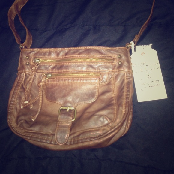 Cute small leather bag!