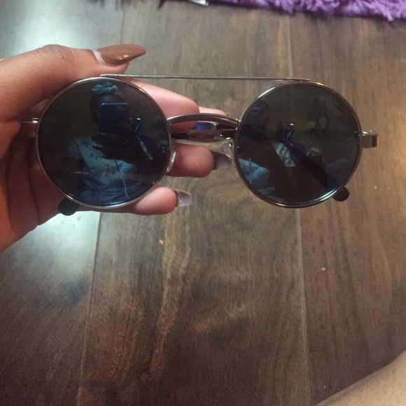 Round framed Sun glasses