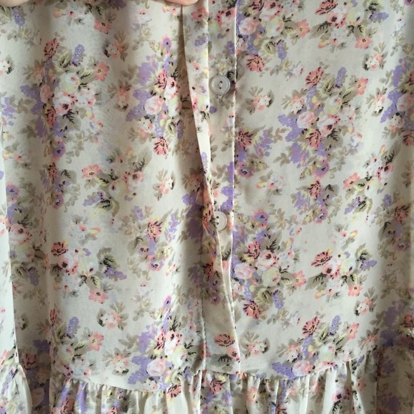 Nordstrom Floral Top - Picture 4 of 5