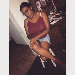 Meet your Posher, Marie