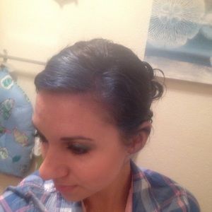 Meet your Posher, Veronica