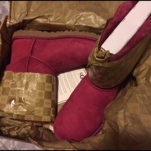 Pink women uggs with bailey bow