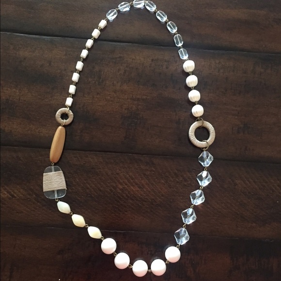 Mixed beaded Loft necklace with unique detailing