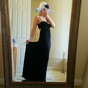 // Bebe  strapless black maxi dress //