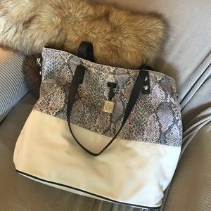 This will pass as BRAND NEW! Plain, but different