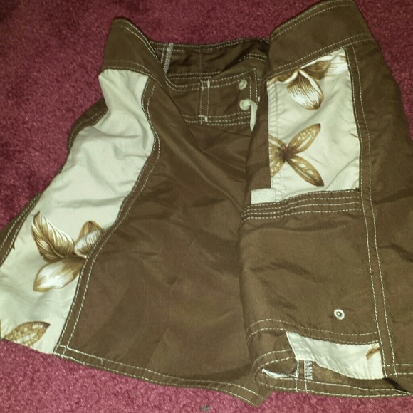 Shorts - Picture 2 of 2