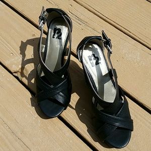 R2 footwear black and brown wedge strappy heels s6