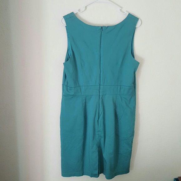 Dress - Picture 3 of 3