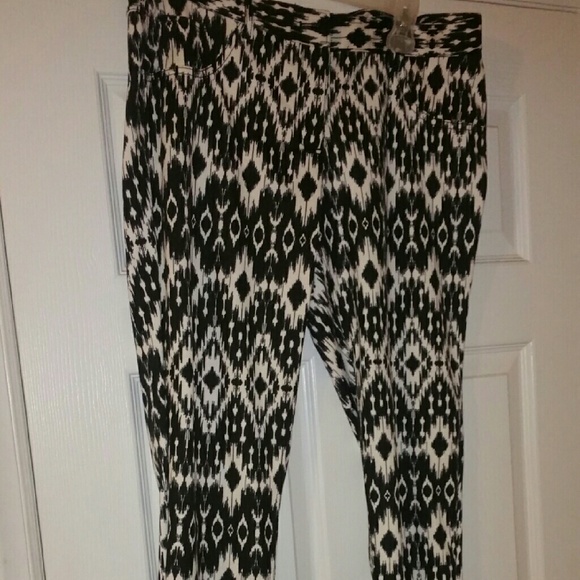 Printed pants