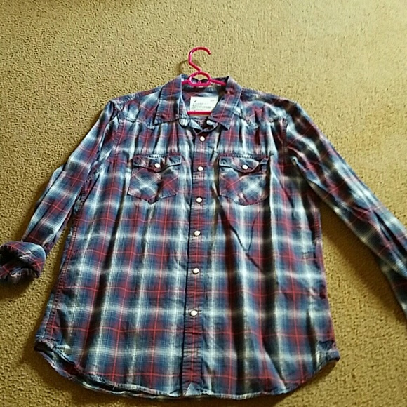 Mens pearl snap long sleeve shirt